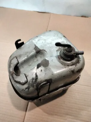 Deposito de gasolina usado vespino GL