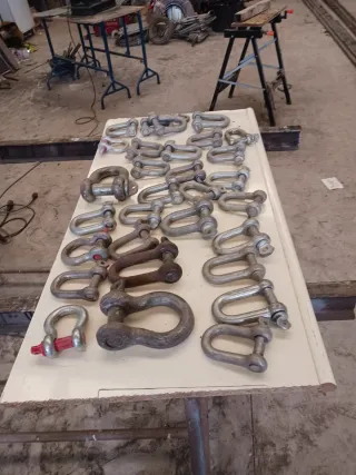 Grilletes de acero varios tamaños