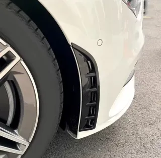 Aleta Parachoques Mercedes Negro