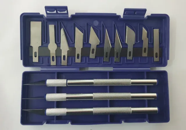 Set de cutters con estuche