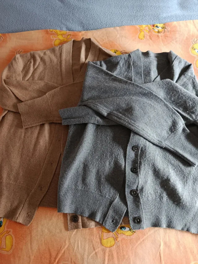 Lote 2 jerséis de punto niña