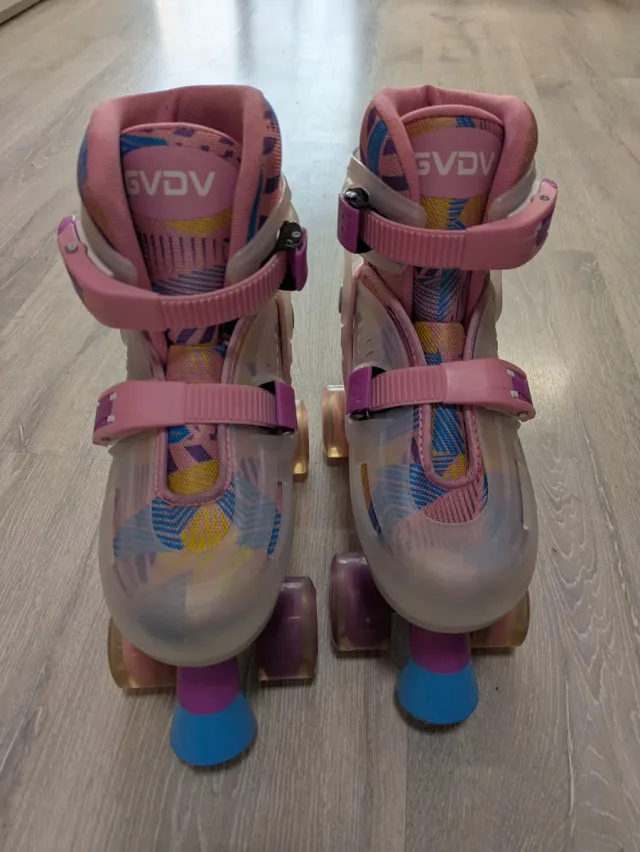 Patines GVDV Ajustables con Luz Talla 34-37