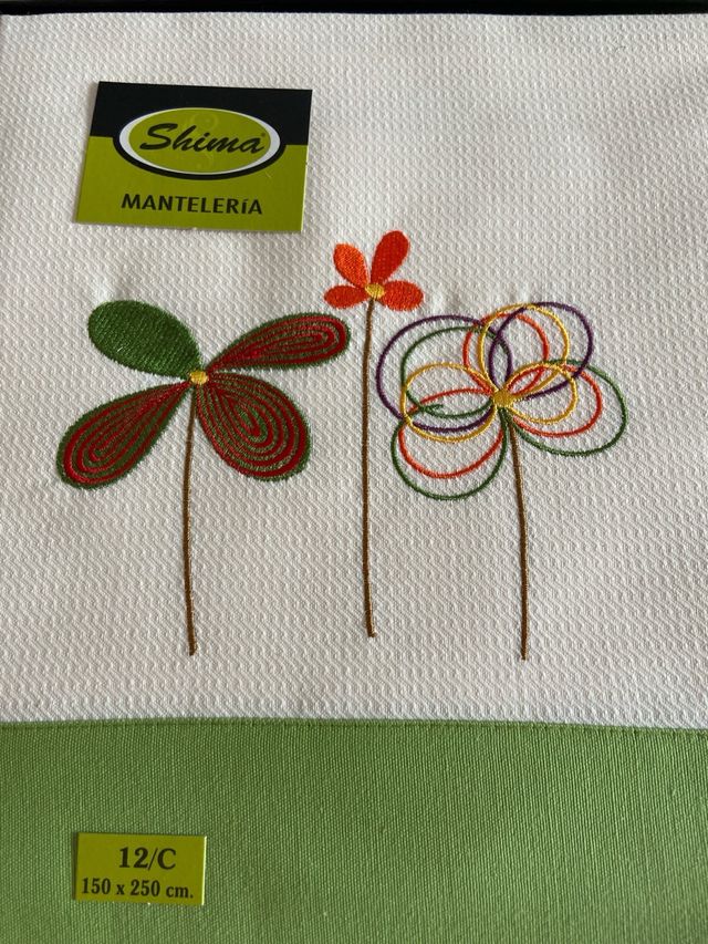 Mantelería Shima 12 servicios 150x250cm
