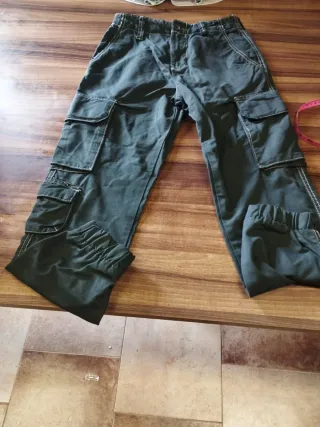 Pantalón cargo hombre negro