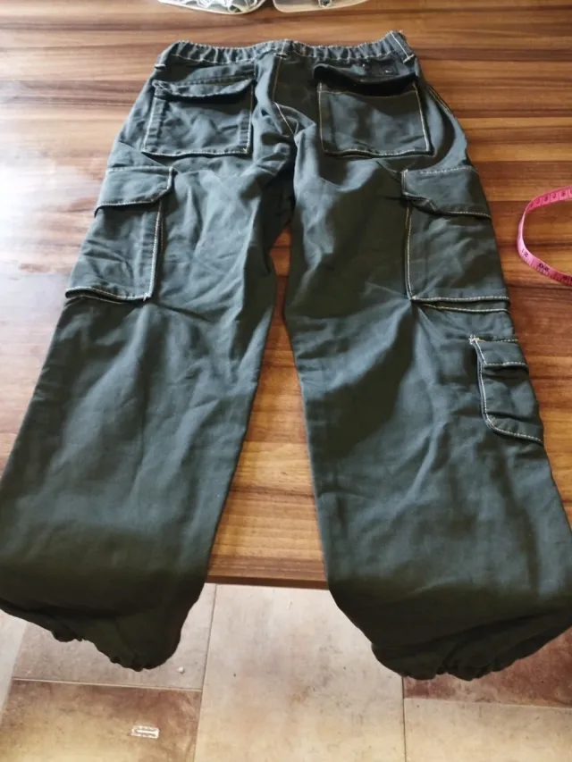 Pantalón cargo hombre negro