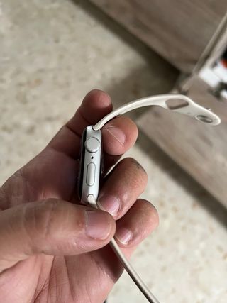 Apple Watch SE 2024 Beige y Verde