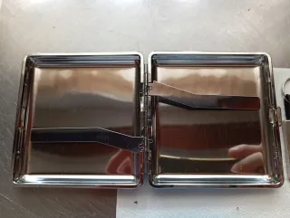 Pitillera, funda mechero y llavero Julio