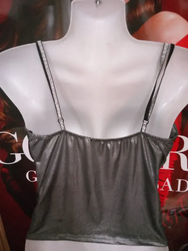 Blusa plateada cruzada talla única