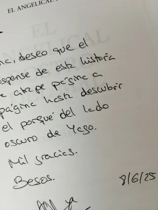 EL ANGELICAL ROSTRO DEL MAL EVA ZAMORA