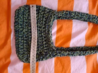 BOLSO DE HOMBRO A CROCHET VERDE