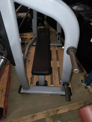Banco de press Precor + 2 barras (1 olympia)