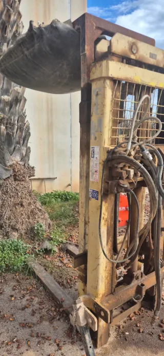 Toro elevador para tractor