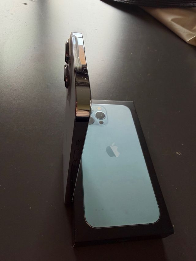 iPhone 13 Pro Max Blu sierra 128gb