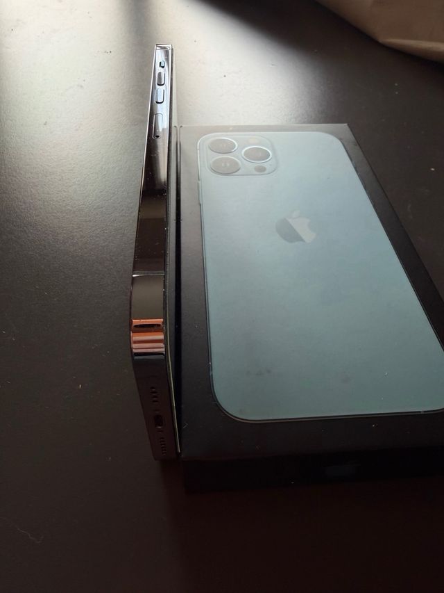 iPhone 13 Pro Max Blu sierra 128gb