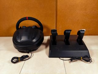 Volante Thrustmaster T300 - Alcantara Edition