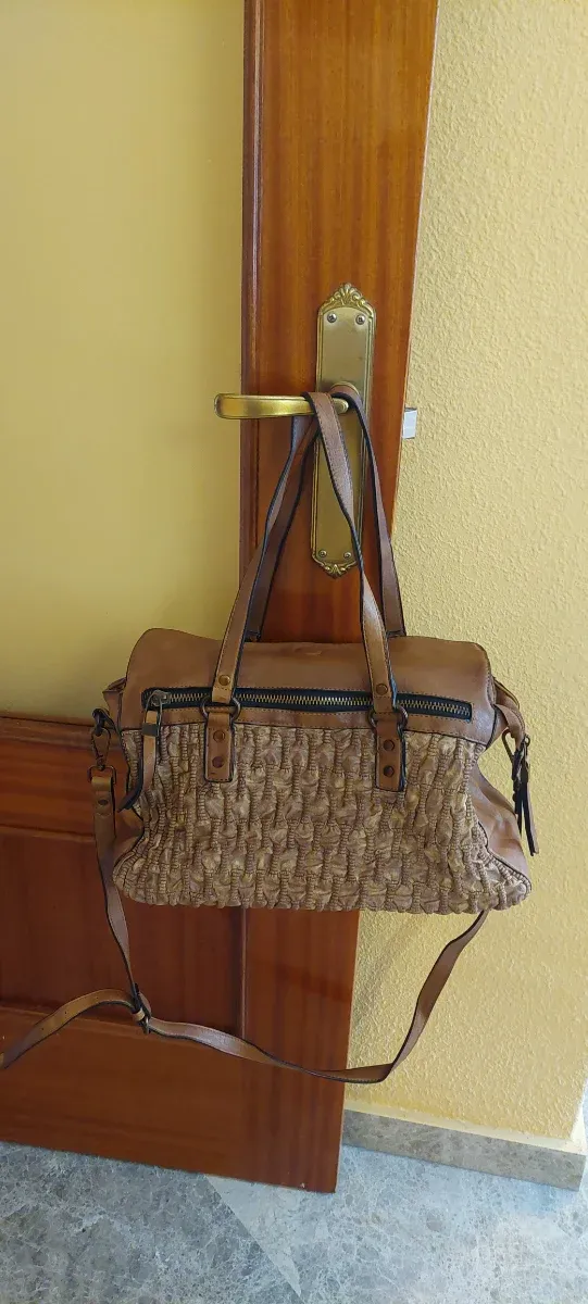 Bolso de mano y hombro