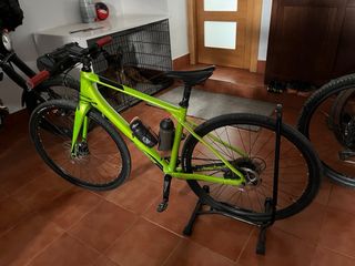 Bicicleta Merida Gravel con manillar de MTB y crtd