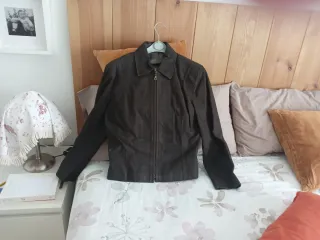 Cazadora de ante marrón