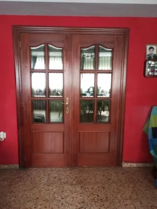 Puertas de comedor madera con cristales
