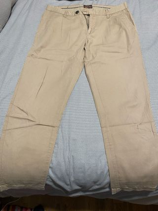 Pantalón largo beige