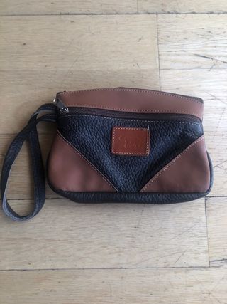 Bolso cartera piel sintética? marrón y negro