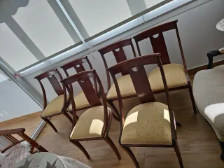 6 Sillas de Comedor Madera Tapizadas