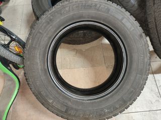 4 neumáticos 215 70 R15 C