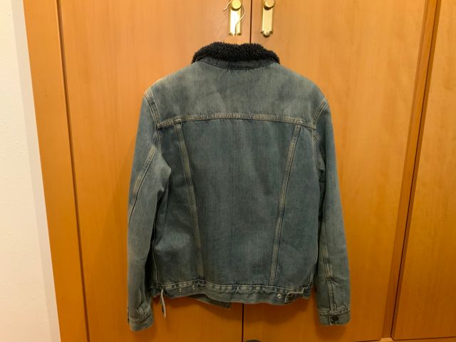 Cazadora vaquera Levi's borreguito azul