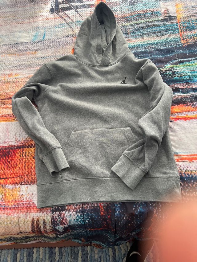 Sudadera gris con logo Jumpman