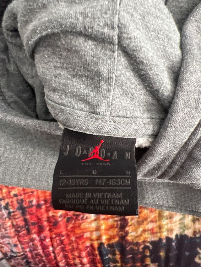 Sudadera gris con logo Jumpman