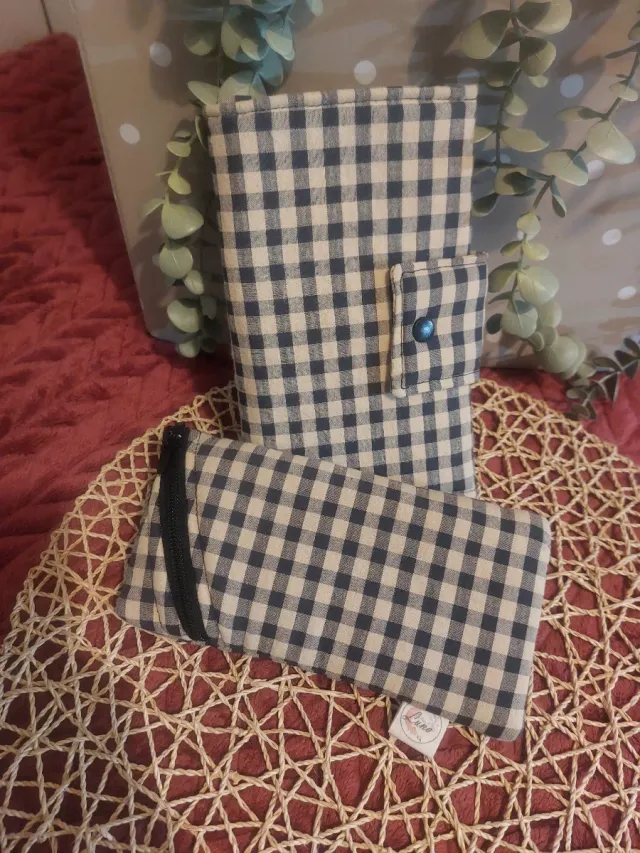 Funda gafas y joyero de viaje