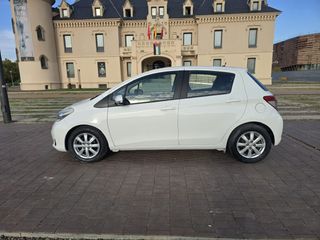 Toyota Yaris 2013