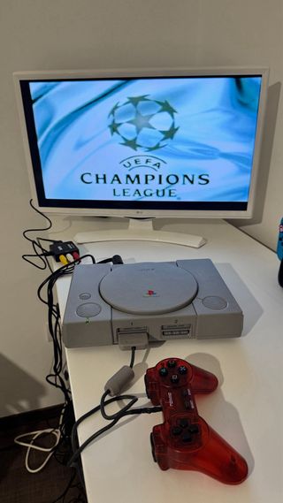 Playstation 1 Completa + Gioco Champions League