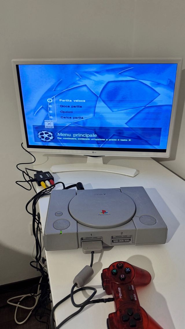 Playstation 1 Completa + Gioco Champions League