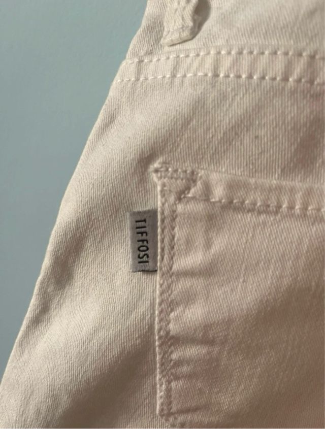 Mono corto blanco niña