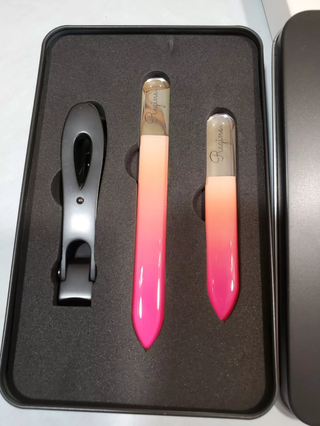 Tagliaunghie Regine set manicure