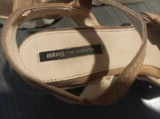 Sandalias cuña marrón mujer