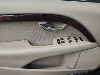 VOLVO V70 2.4D Momentum