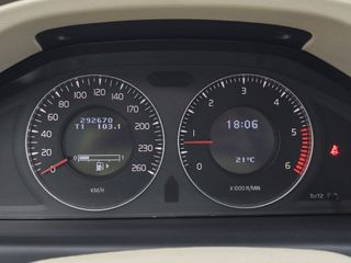VOLVO V70 2.4D Momentum