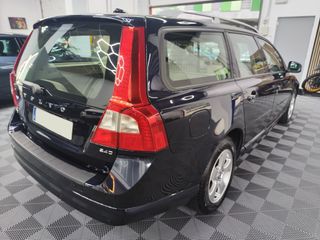 VOLVO V70 2.4D Momentum