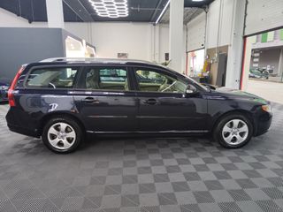 VOLVO V70 2.4D Momentum