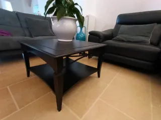 Elegante tavolino da salotto nero