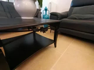 Elegante tavolino da salotto nero