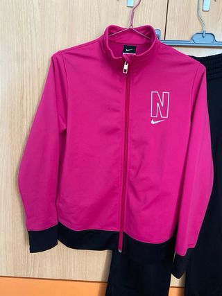 Conjunto deportivo Nike niña rosa y negro
