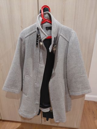 Abrigo Zara Woman gris