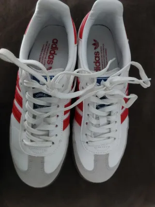 Adidas Samba Blancas y Rojas Local