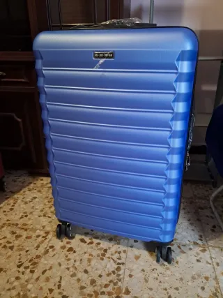 Maleta 23kg. 76x50x29