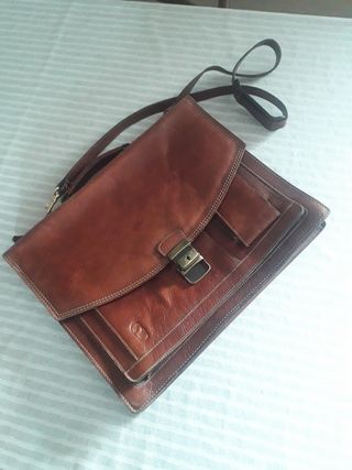 Cartera de piel Matias Salva