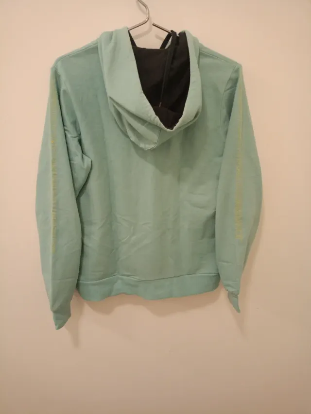 Sudadera con logo en manga