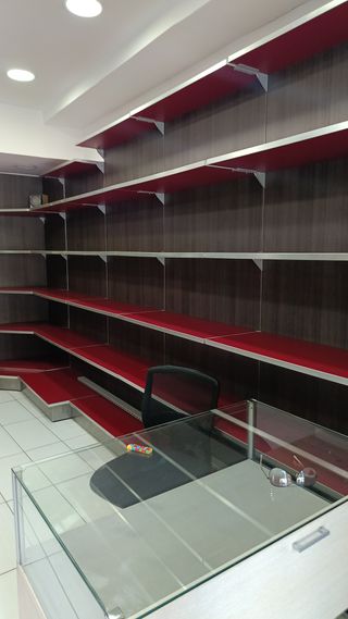 Scaffali in legno 12 metri